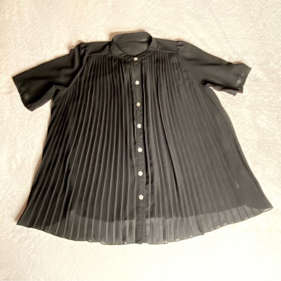 Elegant Black Sheer Blouse Size US M 100% Polyester - Picture 4 of 10